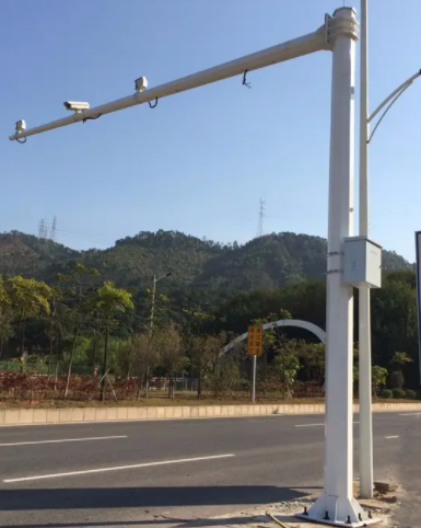 道路監控立（lì）杆